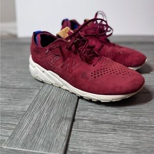New Balance 580 Burgundy Suede Sneakers MRT580DR – Men’s Size 7 US (Women’s 8.5)